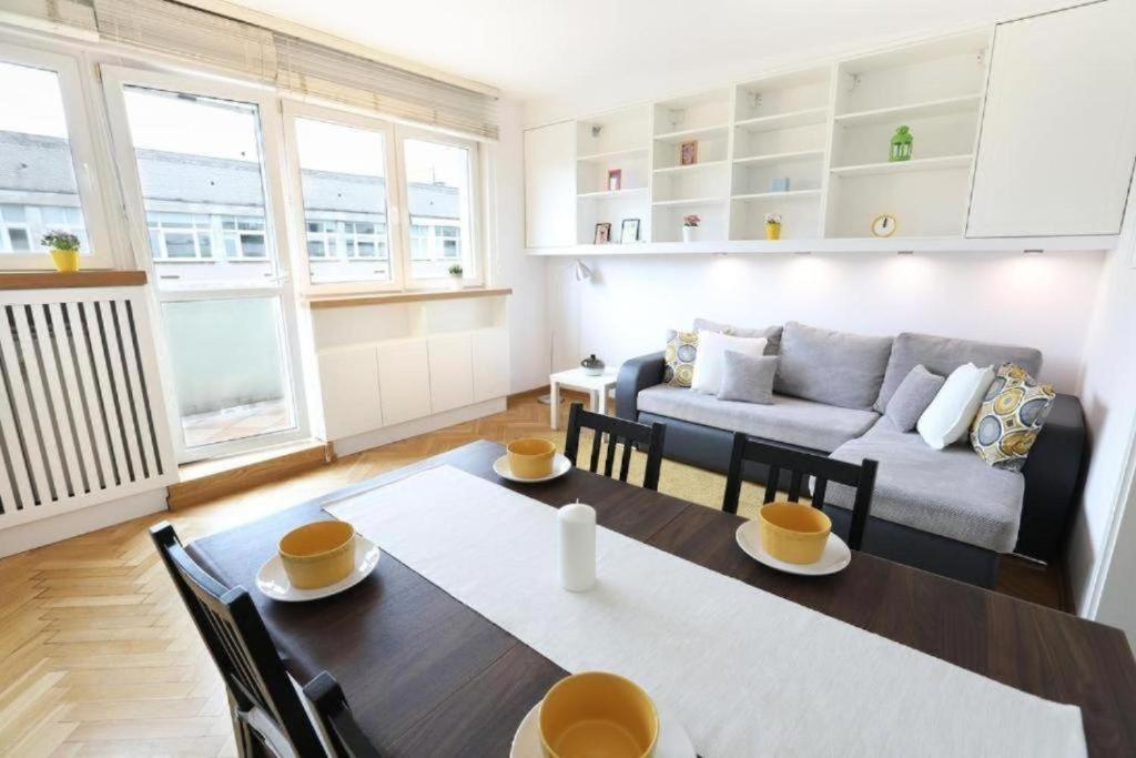Golden Apartments-old Town-swt4-10 * Warsaw